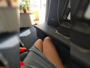 AmberLove12 webcam model stream image