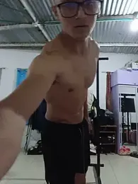 Davitfitnosuke webcam stripchat model stream image