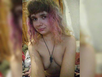 GrettaCandy webcam model stream image