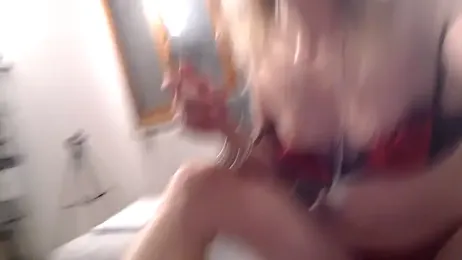 L_Sofia webcam model stream image