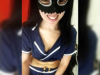 playfulKitty webcam bongacams model stream image