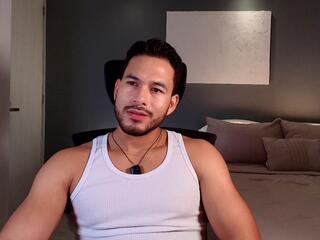 Lian Cruz webcam model stream image