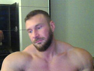 Kevin Muscle webcam model stream image