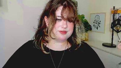 OpheliaLush webcam model stream image