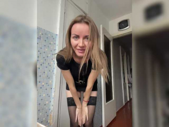 Alenushka888 webcam model stream image