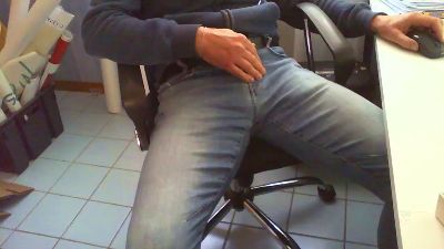 cekion webcam cam4 model stream image