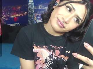 velvet-cam webcam camsoda model stream image