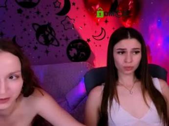 elsaa_snow webcam model stream image