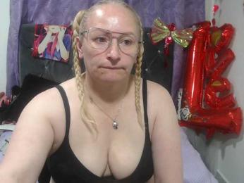 emperatrizfuckass webcam model stream image