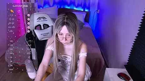 sofiisun webcam stripchat model stream image