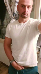 Superworms webcam cam4 model stream image