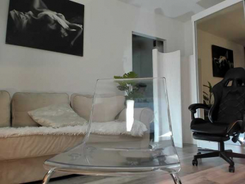 Ivybelle webcam model stream image