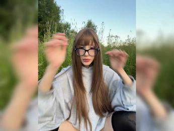 Nana-Brrrrr webcam bongacams model stream image