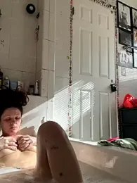 BlaizeyBBy webcam model stream image