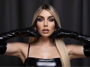 BellaJenns webcam model stream image