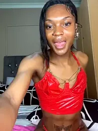 LatoyaPosh webcam model stream image