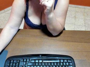 NikkiHollandxxx webcam model stream image