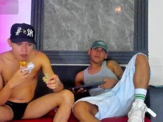 Dreamer & Friends webcam model stream image