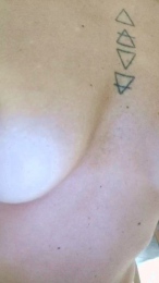 Caledoniax2 webcam model stream image