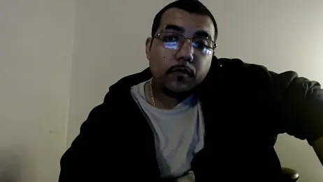 cloudy-couple webcam model stream image