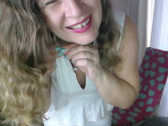 SophiaBoone webcam model stream image