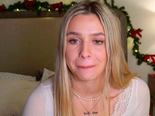 Maci Reynolds webcam model stream image