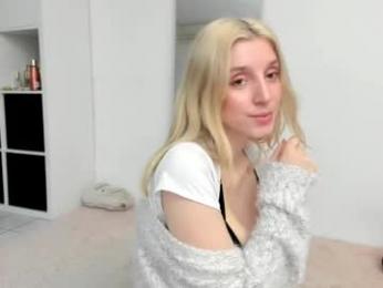 kenziedawton webcam model stream image