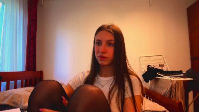 SuEtchells webcam cam4 model stream image