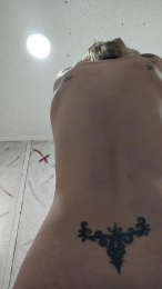 TotalSlave webcam model stream image