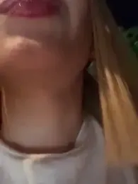 SweetBunnyGF webcam model stream image