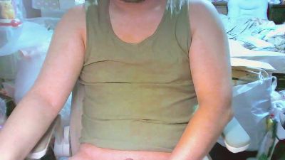 hang_9545 webcam model stream image