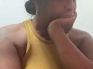 kitty-kash webcam model stream image