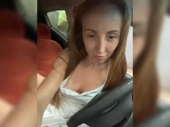 CarolinaPlastic webcam bongacams model stream image