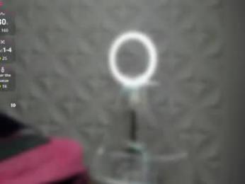 litlenessa_ webcam model stream image