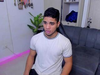 Dustyn Michelle webcam model stream image