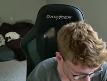 blueeyedtallguy webcam model stream image