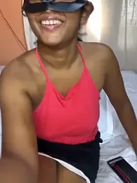 2001girl webcam model stream image