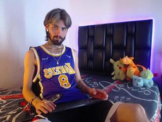Gabo Villegas webcam model stream image