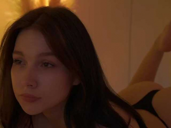 DramaQueen_ webcam model stream image