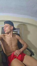 BigElfo webcam model stream image