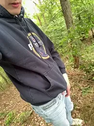 Skinnyrisky webcam model stream image