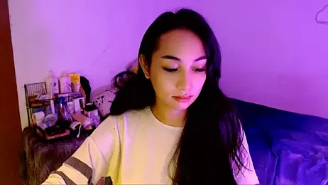 SweetLilly_18 webcam model stream image