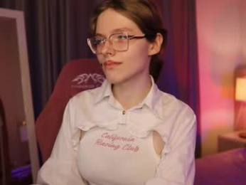 angee_ webcam model stream image