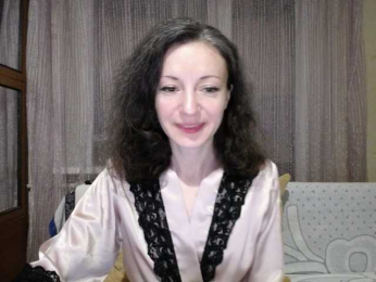 Helenne webcam model stream image