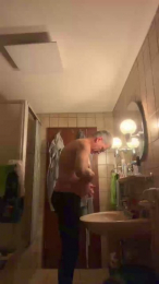 JuliusPeter webcam model stream image