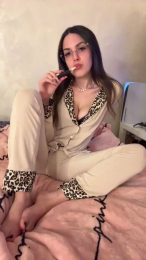 GoddessAde webcam model stream image