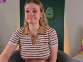 emilyhewell webcam chaturbate model stream image