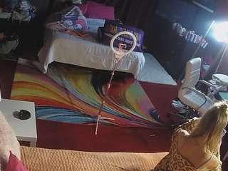 voyeurcam-baileybase-room webcam model stream image