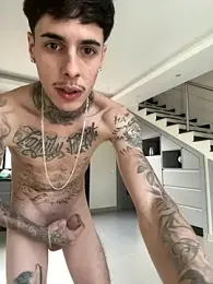 dylan_wolf webcam stripchat model stream image