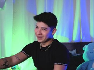 Liam Terrier webcam model stream image